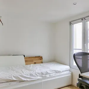 https://super-studio-in-the-11th-district.fr-paris.fr
