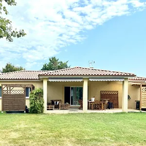 https://magnifique-villa-avec-jacuzzi.midi-pyreneeshotels.com